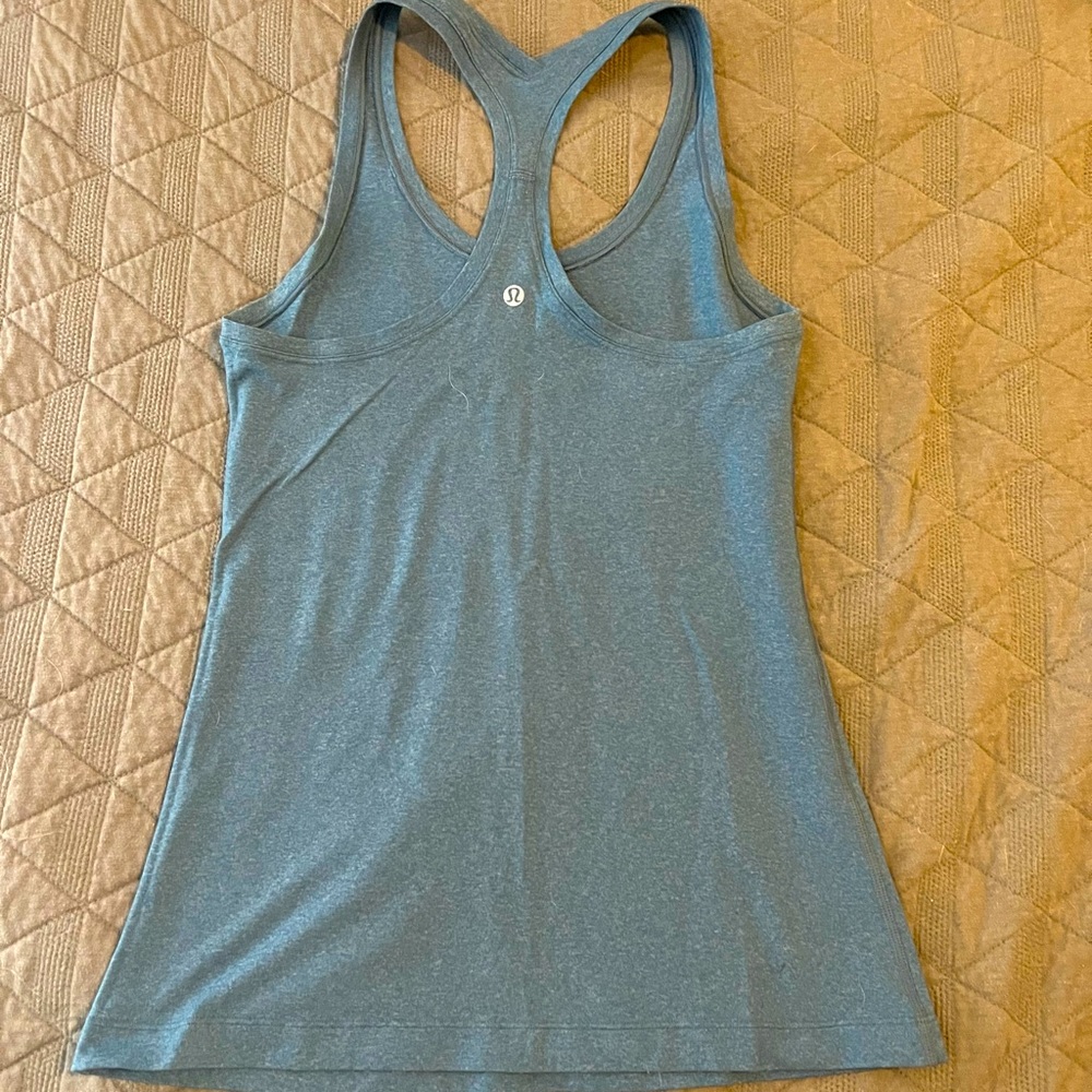 Women’s lululemon workout tank top